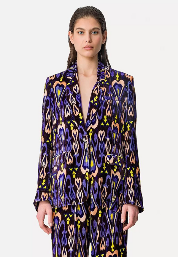 Chic velvet jacket