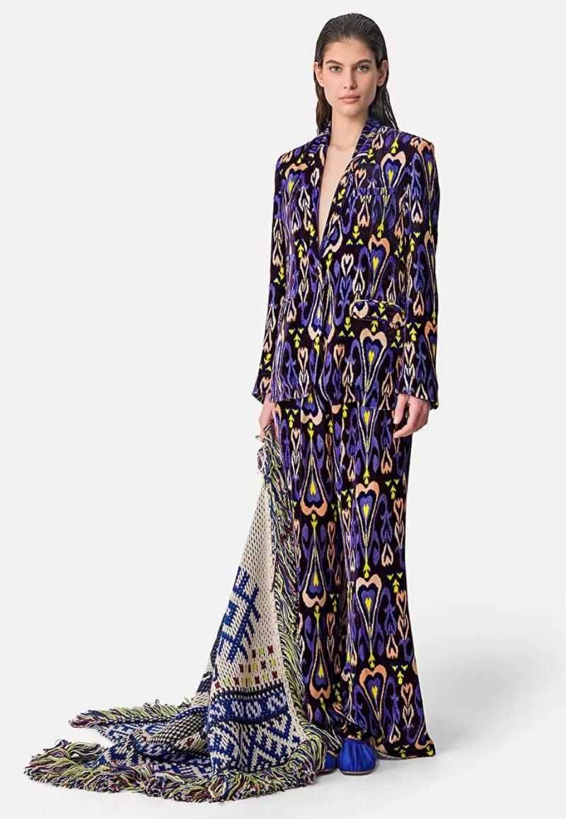 Chic velvet jacket