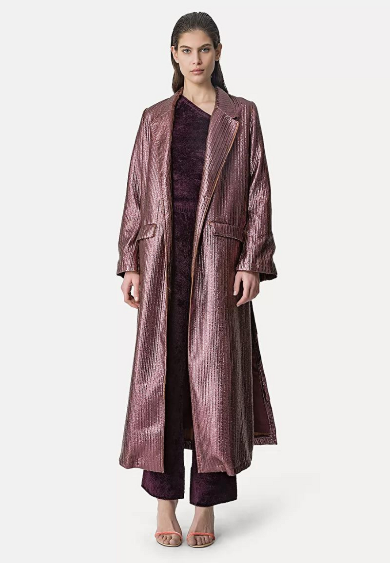 Laminated chic dustcoat