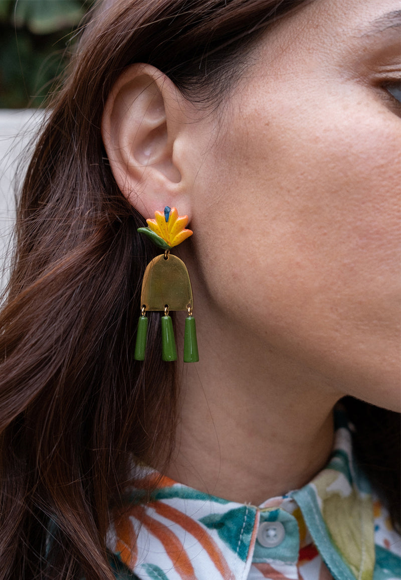 Strelitzia flower graphic pendant earrings