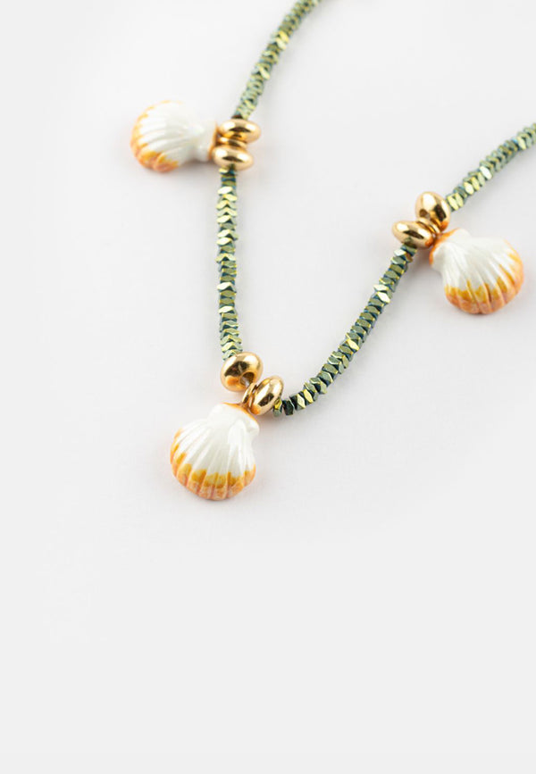 White Shells with Hematite Beads necklace - Poésie