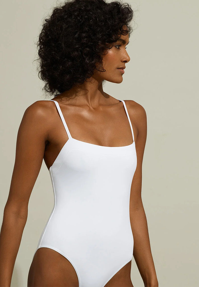 Aquarelle tank one-piece