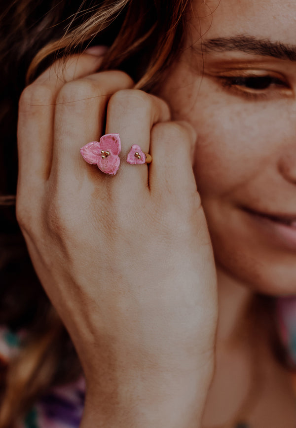 Pink bougainvillea face to face ring