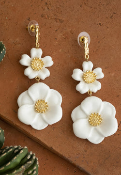 White flowers earrings