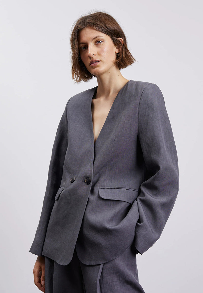 Monu blazer