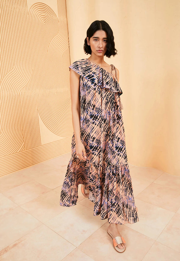Daniela coverup